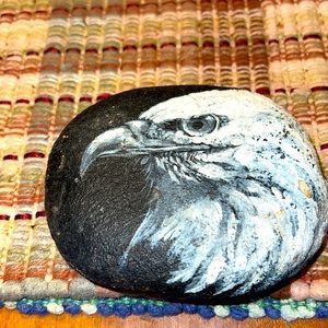 Handpainted eagle stone